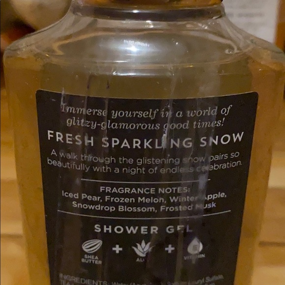 💥SOLD💥Bundle, Bath and Body Works Shower Gel - Picture 3 of 8